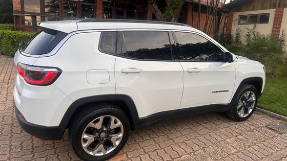 JEEP COMPASS 2.0 16V DIESEL LONGITUDE 4X4 AUTOMÁTICO